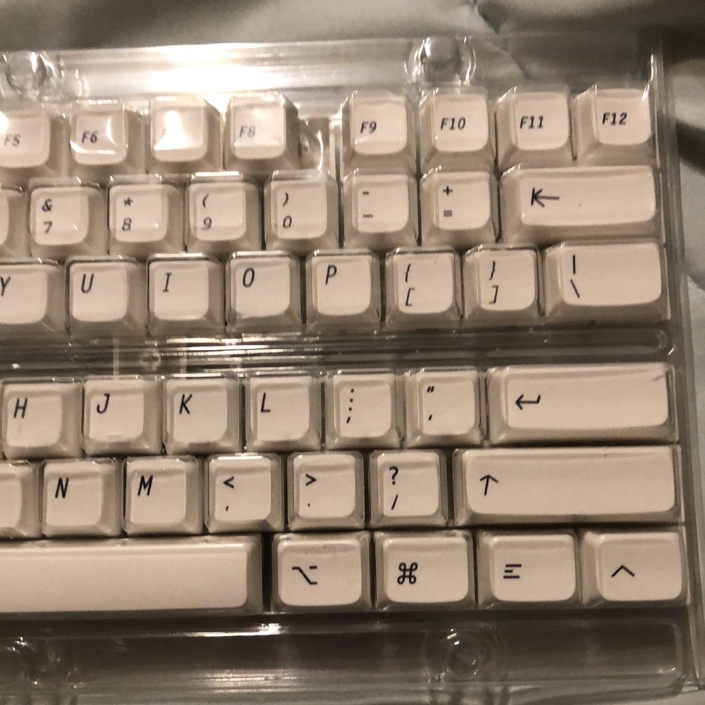 Replacement  Keyboard Keys - Picture 3 of 8